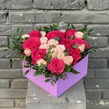 Цветочная композиция из Розы в коробке #REPLACE_PRED# Юганце