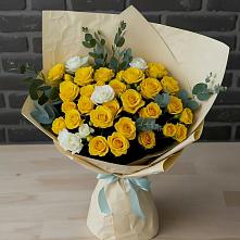 Букет цветов из:  Розы в Юганце