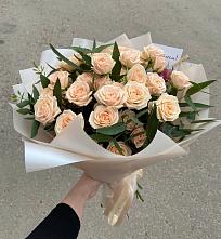 Букет Кремовые розы Латте в Юганце
