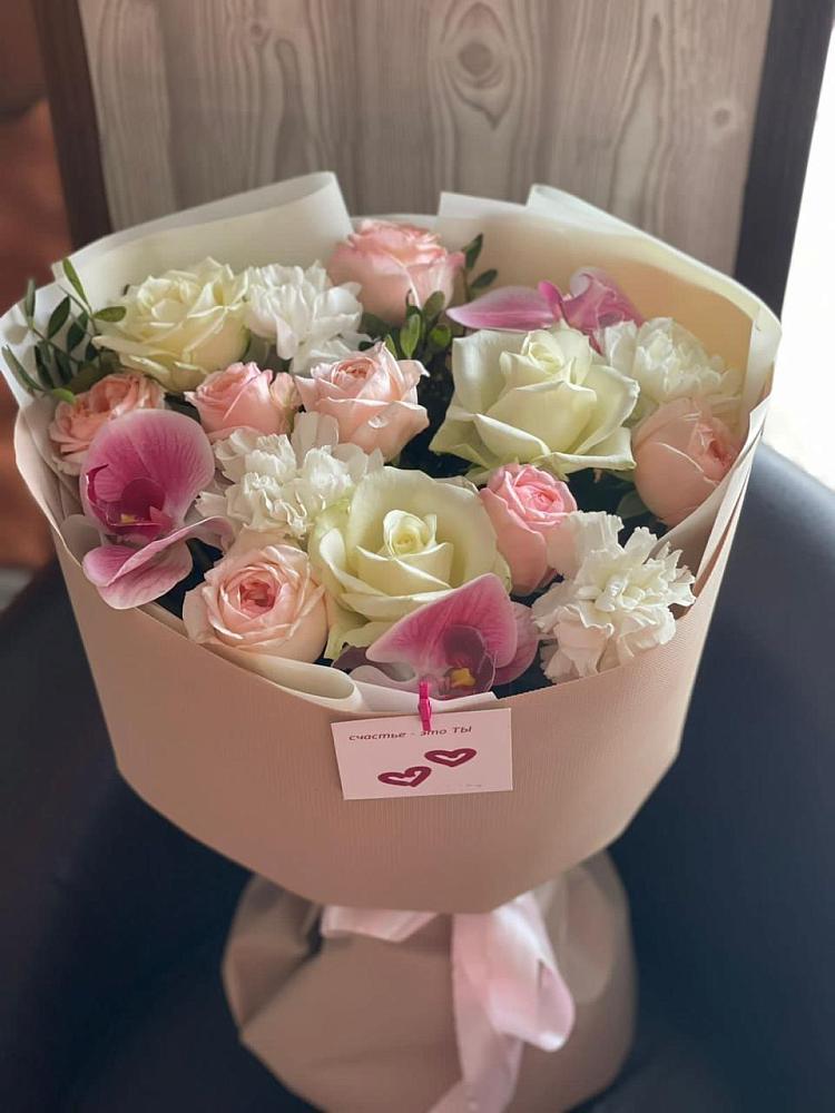 Букет цветов из: Орхидеи, Розы и Гвоздики в Юганце