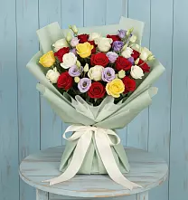Букет цветов из:  Розы в Юганце