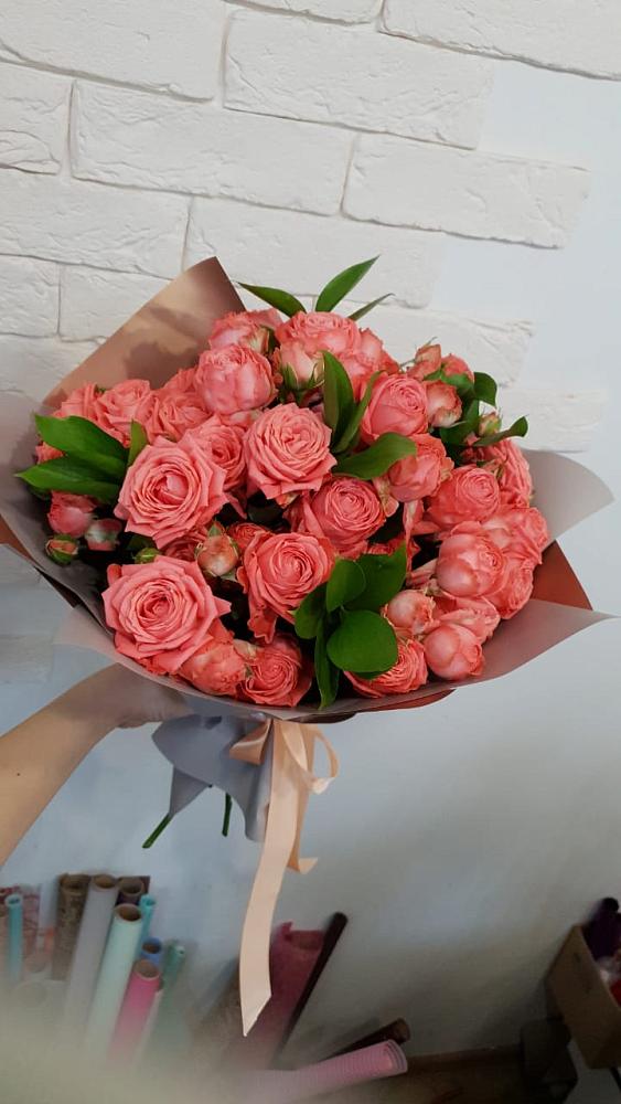 Букет цветов из: Розы в Юганце