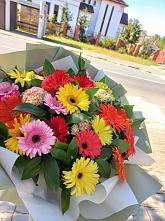 Букет цветов из:  Герберы #REPLACE_PRED# Юганце