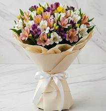 Букет цветов из:  Альстромерии в Юганце