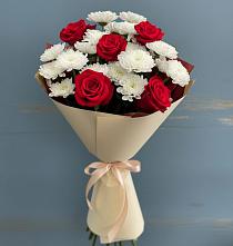 Букет цветов из:  Розы и Хризантемы в Юганце