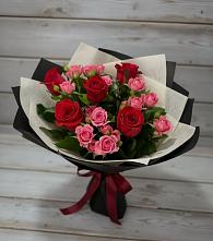 Букет цветов из:  Розы #REPLACE_PRED# Юганце
