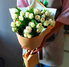 Букет цветов из:  Розы #REPLACE_PRED# Юганце