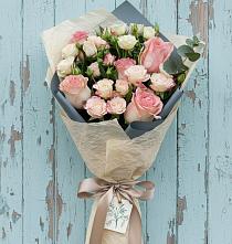Букет цветов из:  Розы #REPLACE_PRED# Юганце
