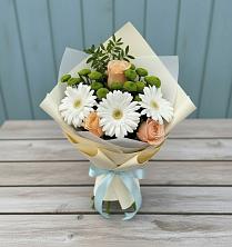Букет цветов из:  Герберы, Розы и Хризантемы в Юганце
