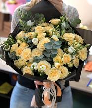 Букет цветов из:  Розы и Лизиантусы #REPLACE_PRED# Юганце