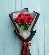 Букет цветов из:  Розы в Юганце