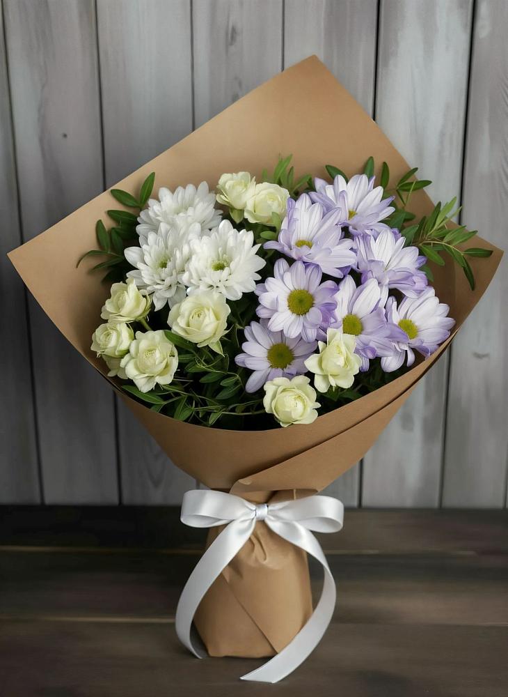 Букет цветов из: Хризантемы и Розы в Юганце
