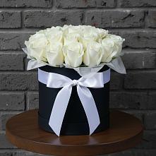 Цветочная композиция из Розы в шляпной коробке #REPLACE_PRED# Юганце